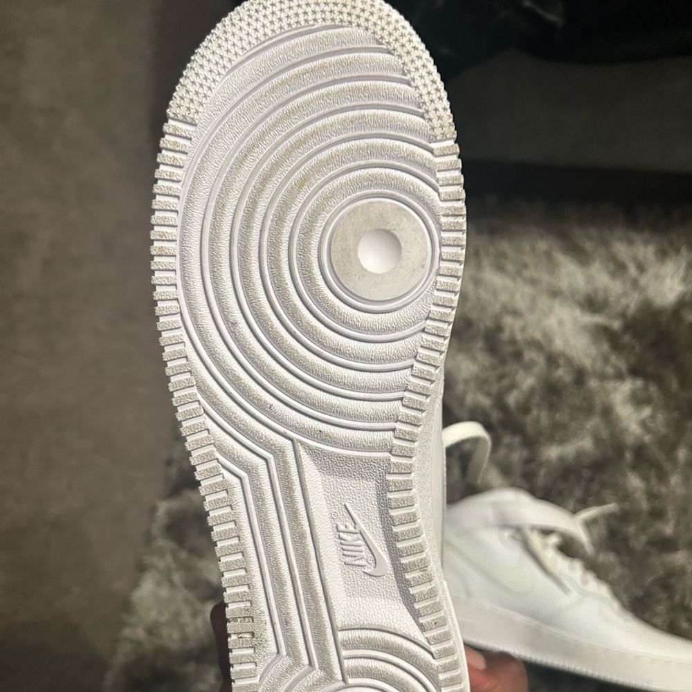 Air Force 1’s - Picture 2 of 3